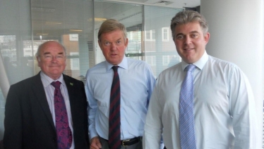 Cnty Cllr Ivan Ould and David Tredinnick MP with Planning Minister Brandon Lewis