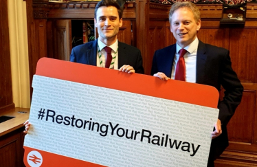 Dr Luke Evans MP and Transport Secretary Grant Shapps 